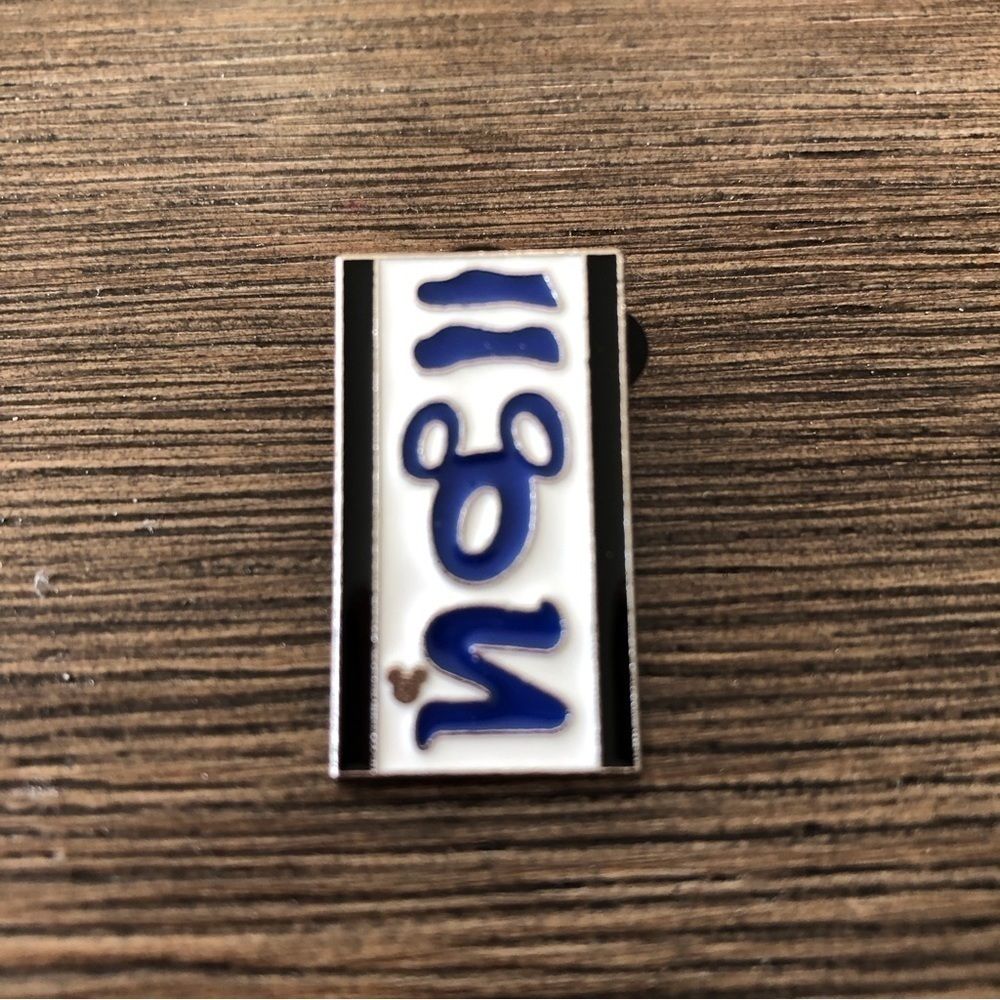 Disney Official Trading Pin: Hidden Mickey: Scroll